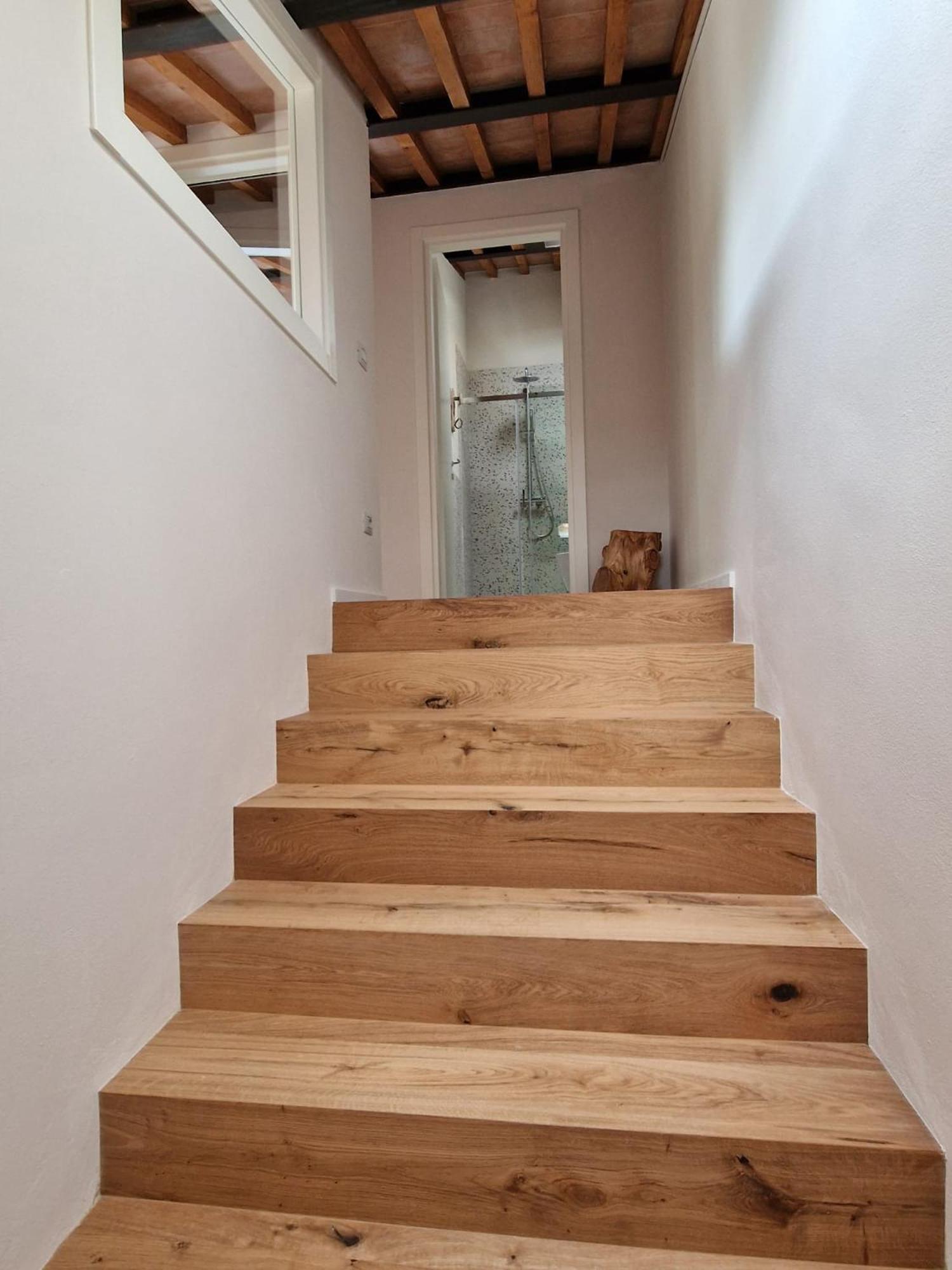 モンテルーポ・フィオレンティーノLa Giravolta Loft Urban & Geaアパートメント エクステリア 写真